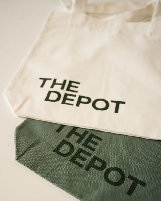 THE LOGO TOTE