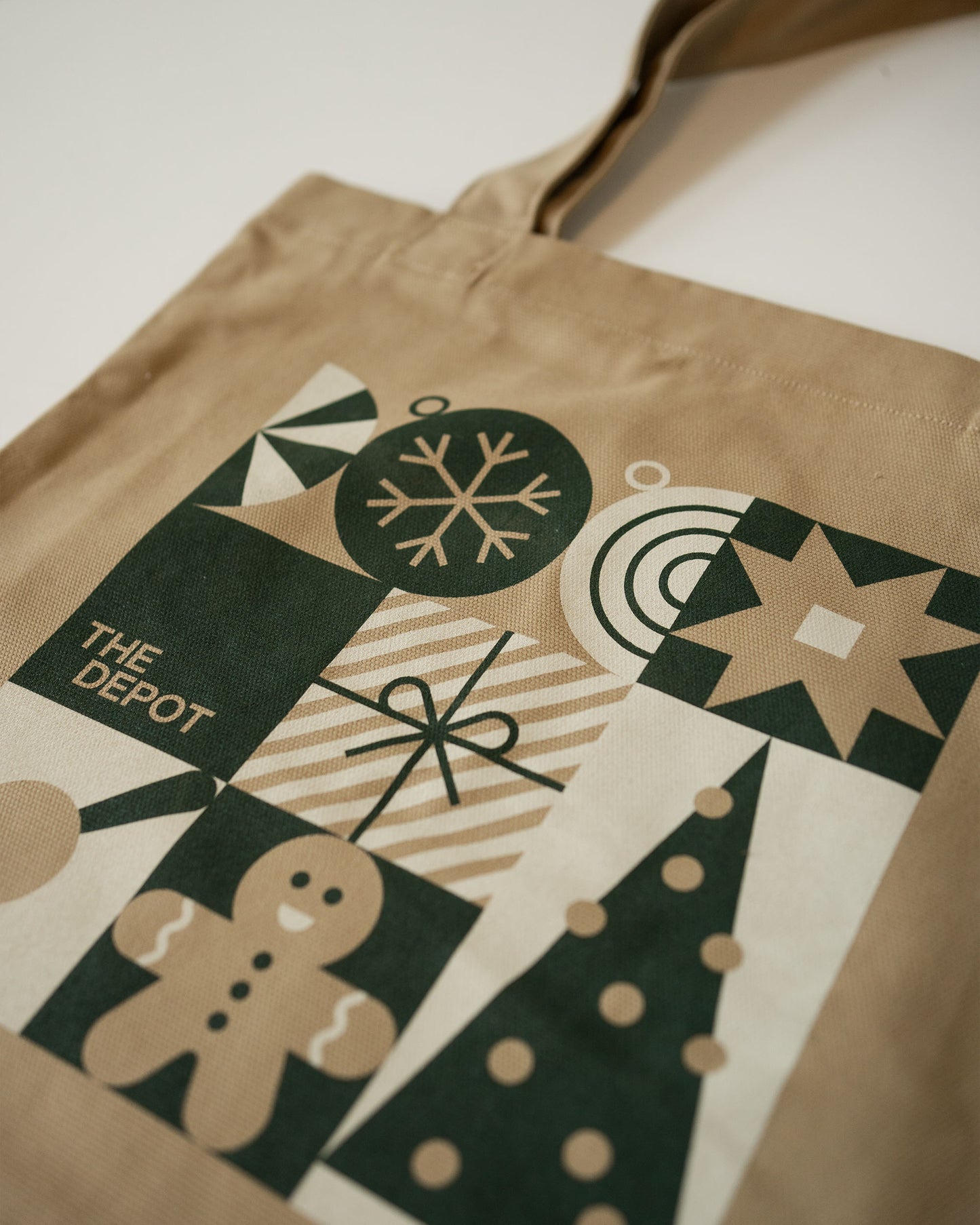 GREAT HALL MARKET TOTE